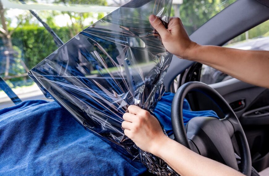 Jak folia przyciemniająca może wpływać na nowoczesne systemy bezpieczeństwa w samochodach…