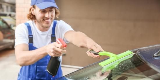 Porównanie zużycia energii w pojazdach elektrycznych z przyciemnianymi szybami w różnych…